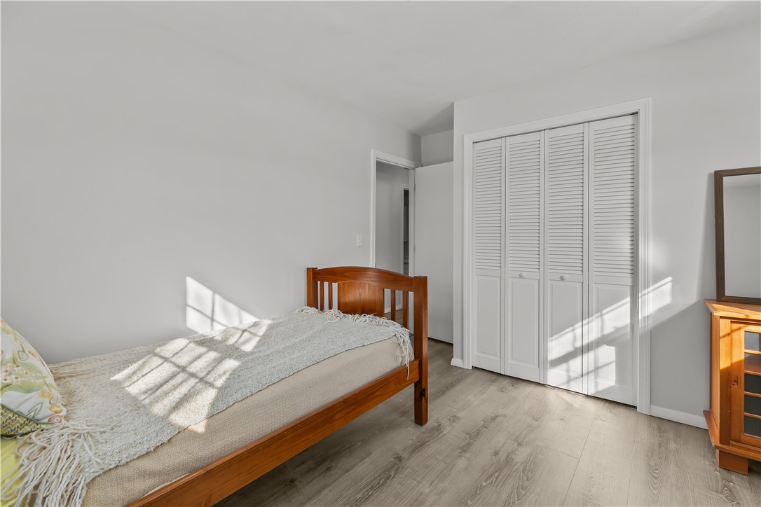 Middletown, Rhode Island 02842, United States, 3 Bedrooms Bedrooms, ,2 BathroomsBathrooms,Residential,Active,13798