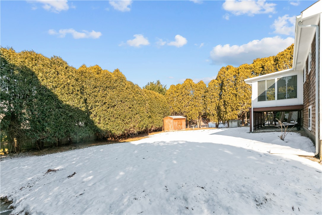 Middletown, Rhode Island 02842, United States, 3 Bedrooms Bedrooms, ,2 BathroomsBathrooms,Residential,Active,13798