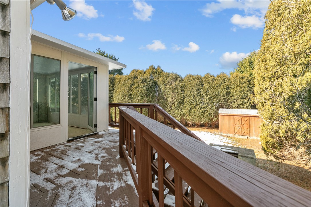 Middletown, Rhode Island 02842, United States, 3 Bedrooms Bedrooms, ,2 BathroomsBathrooms,Residential,Active,13798