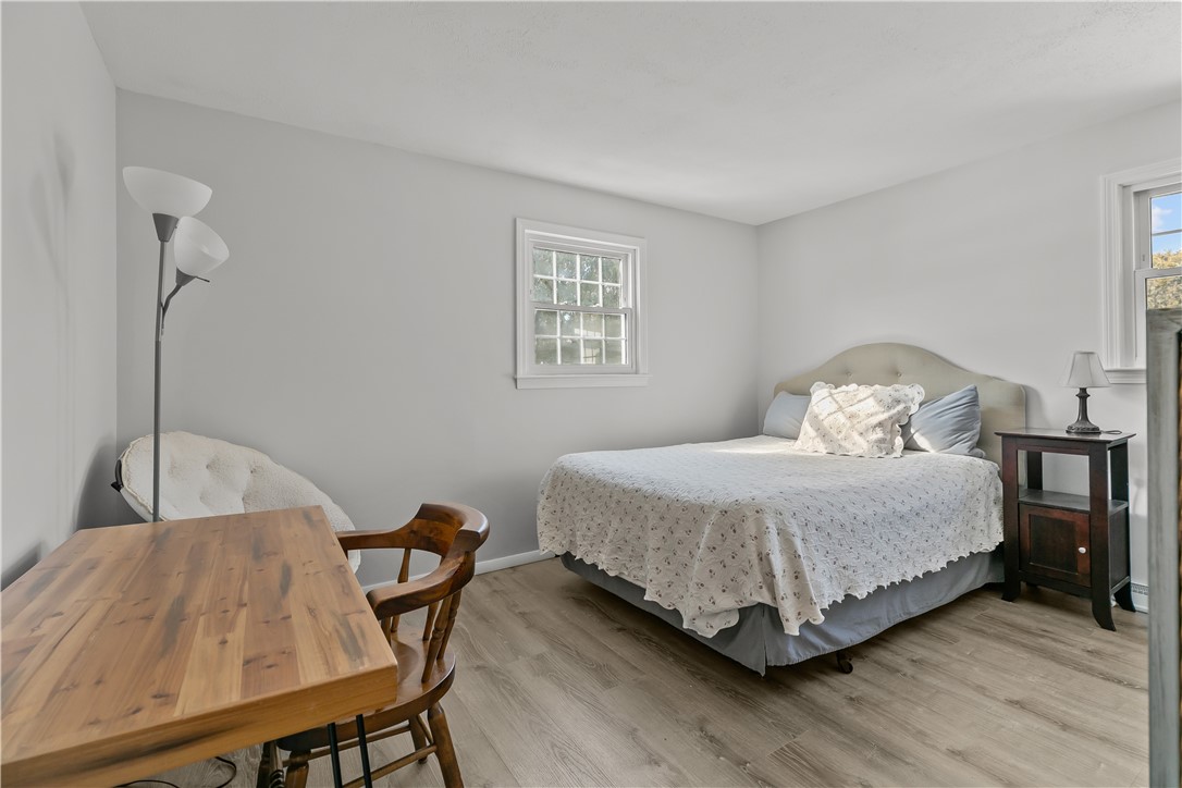 Middletown, Rhode Island 02842, United States, 3 Bedrooms Bedrooms, ,2 BathroomsBathrooms,Residential,Active,13798