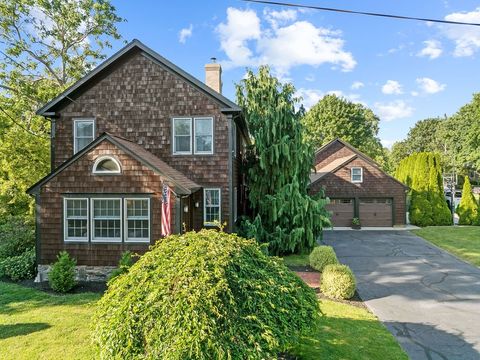 127 Freeborn Street Portsmouth RI 02871