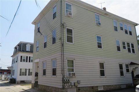 24 Jones Street Providence RI 02903