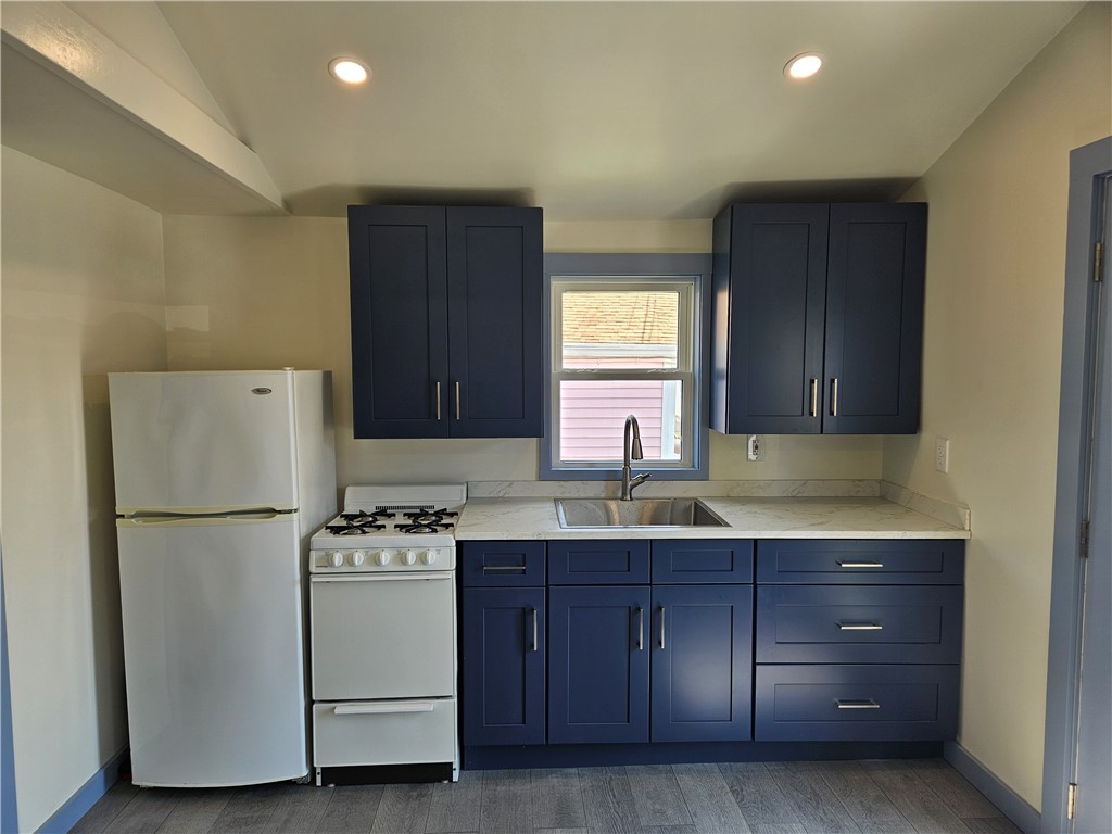 854 Matunuck Beach Road L23