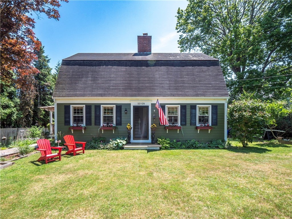 7 Boulevard East Boulevard