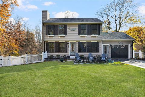 75 Hoxsie Road Richmond RI 02892