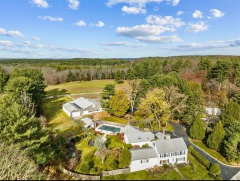 Single Family Residence in North Smithfield RI 275 Mattity Road.jpg