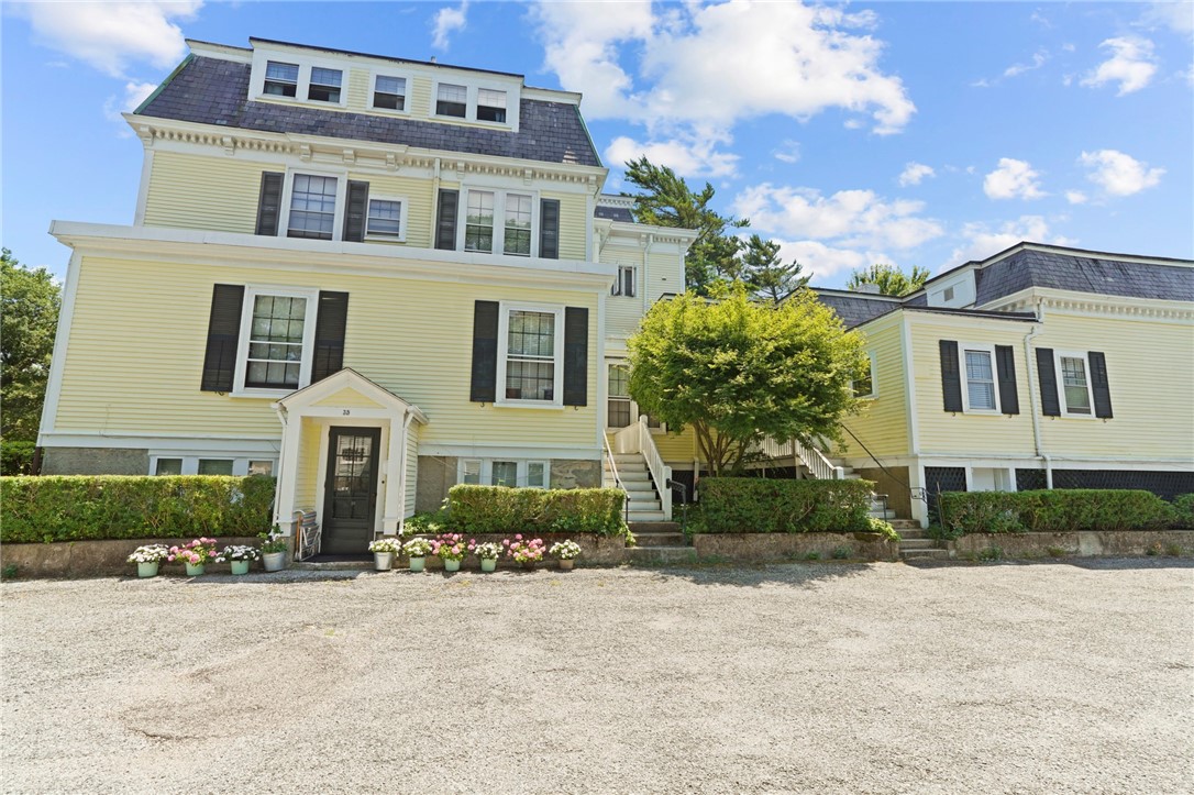 45 Ayrault Street 11