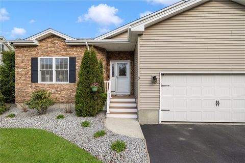 3 Garden Vista Drive 3 Cranston RI 02920