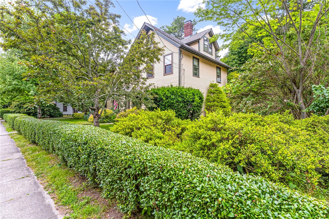 300 Kenyon Avenue