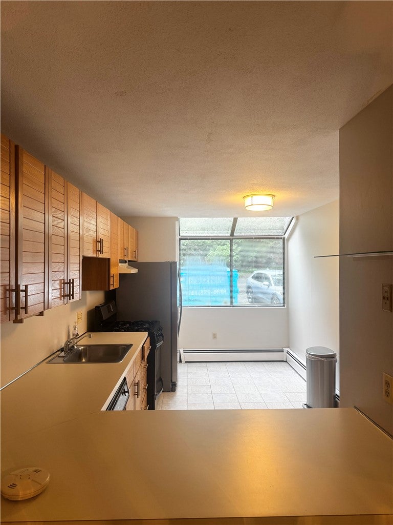 5 Wake Robin Road 802
