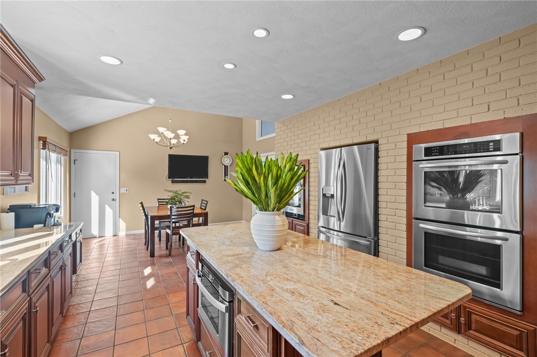 82 Mountain Laurel Drive