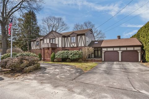 82 Mountain Laurel Drive Cranston RI 02920