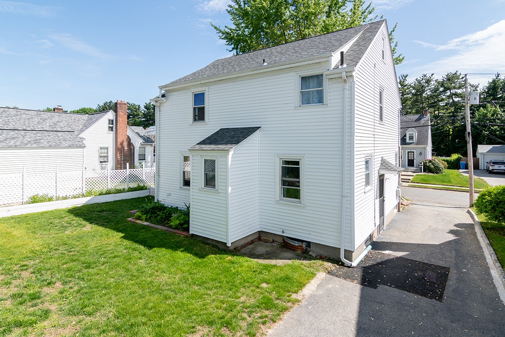 38 Brookside Drive