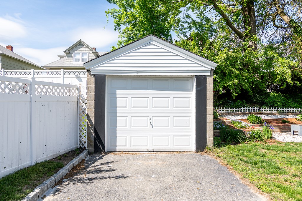 38 Brookside Drive