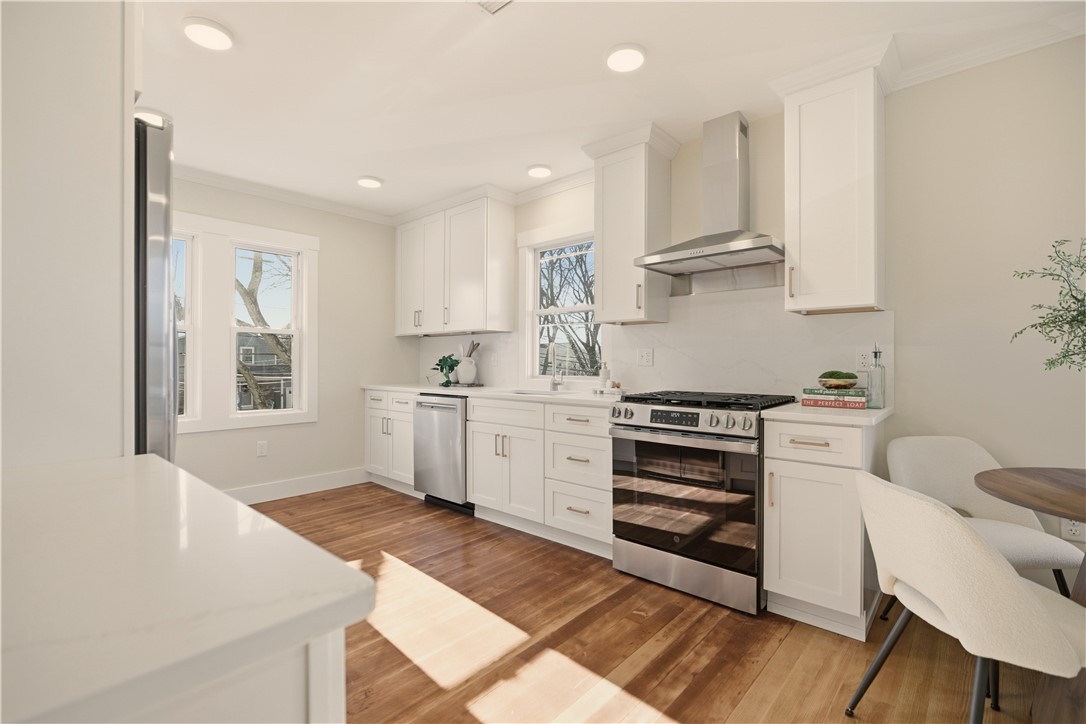 85 Bay View Avenue 2