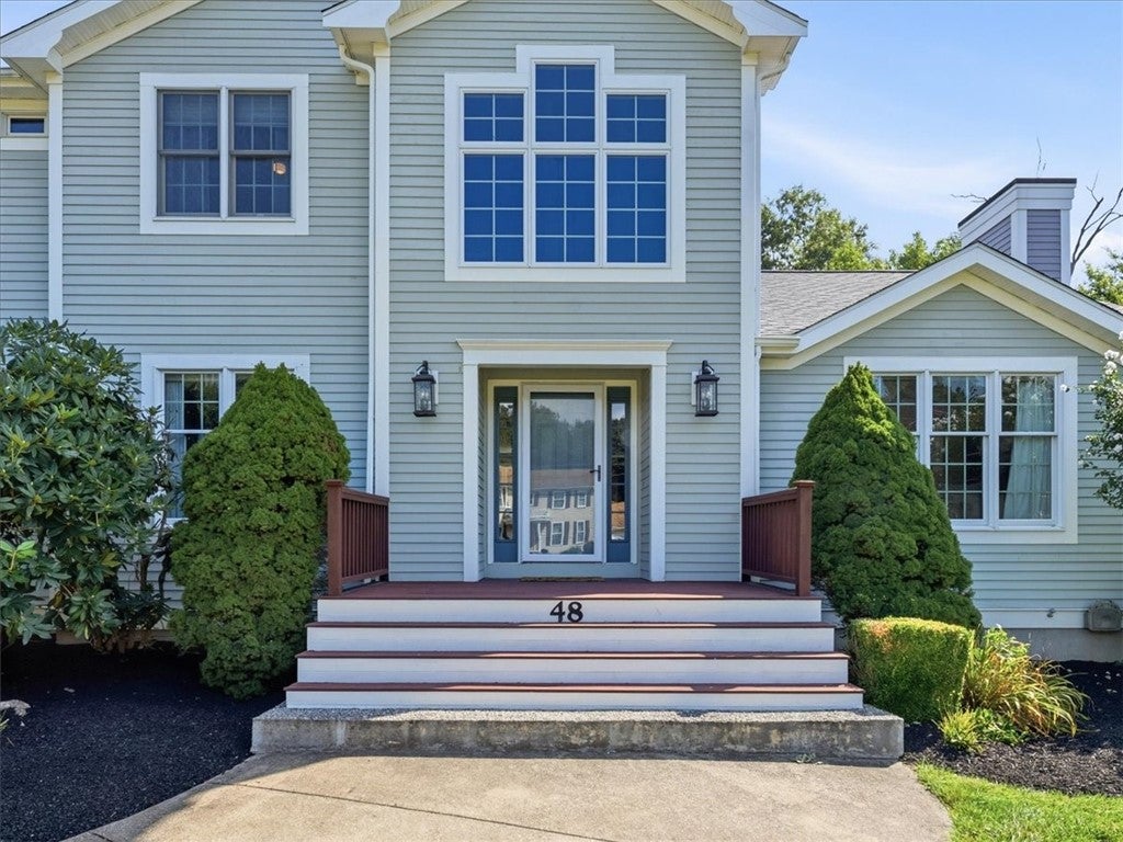 48 Hummingbird Lane