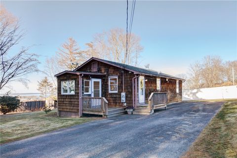 35 Corys Court Portsmouth RI 02871