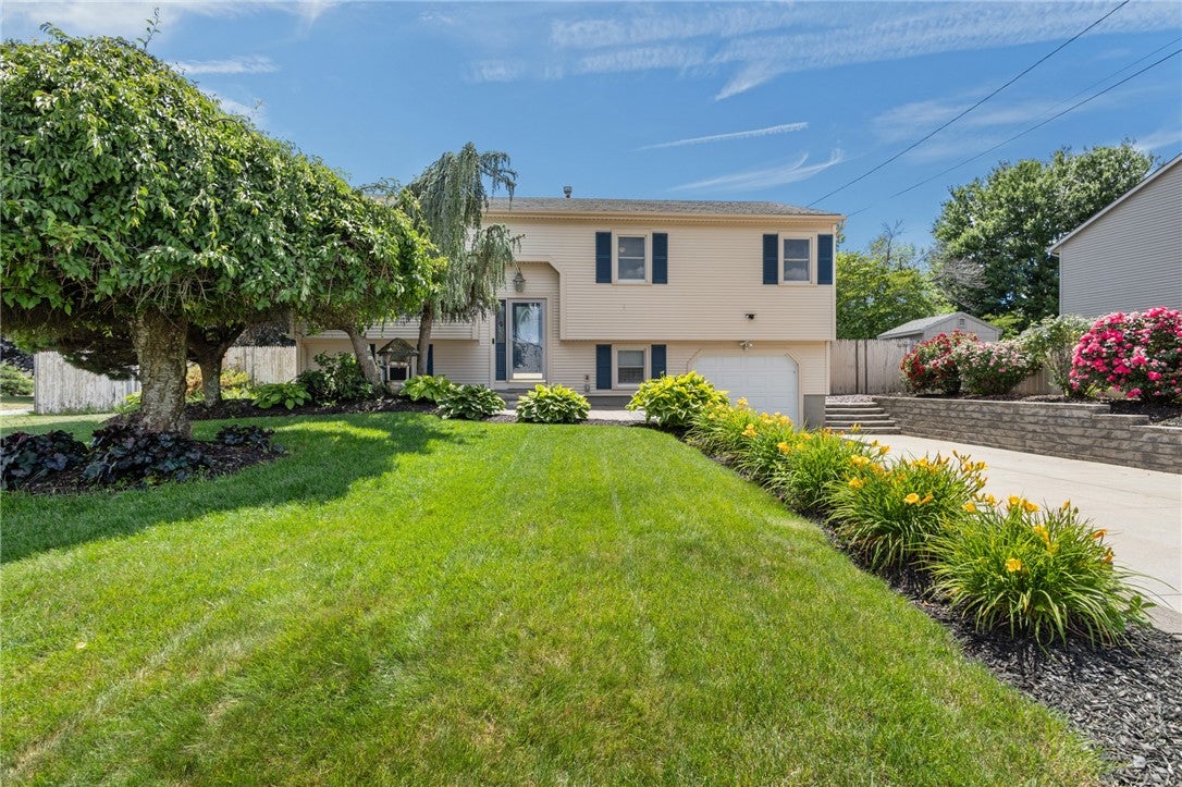 2 Dogwood Drive