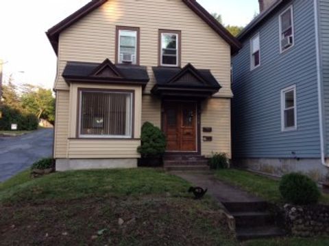 114 Summer Street 1 Lincoln RI 02838