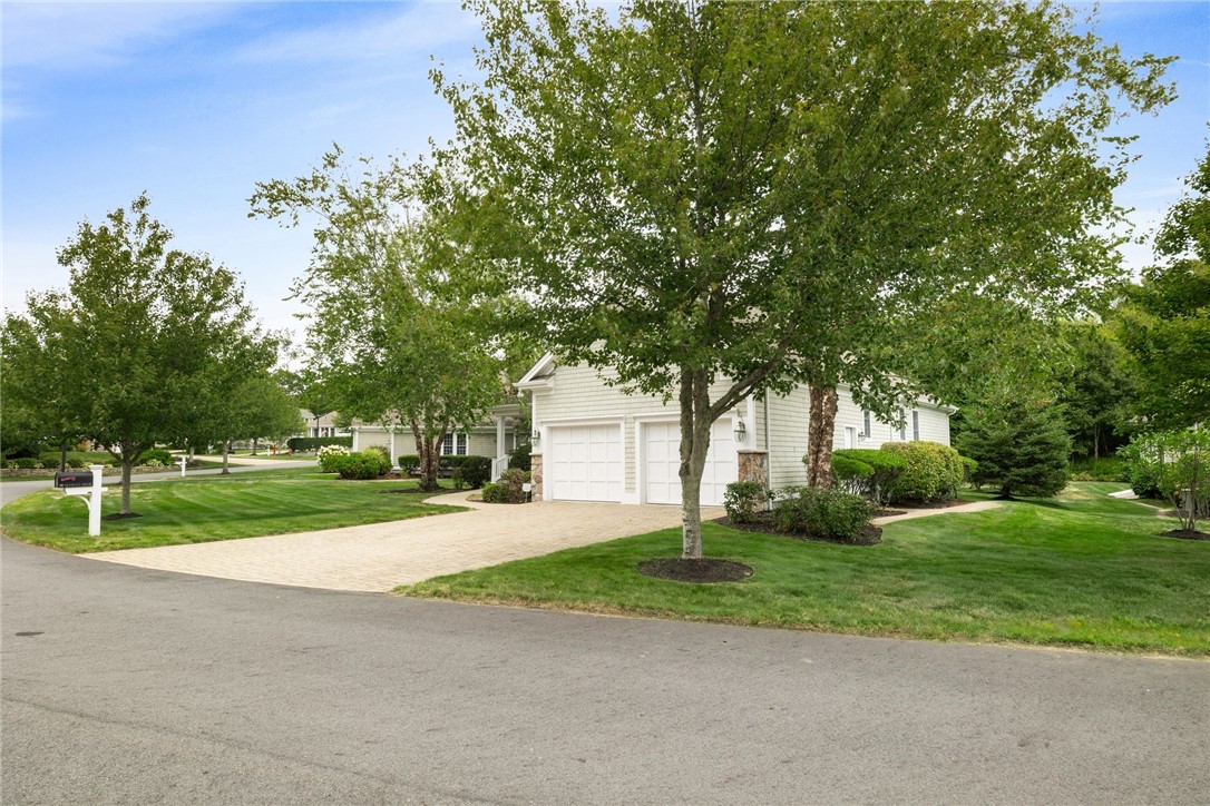23 Newbury Drive
