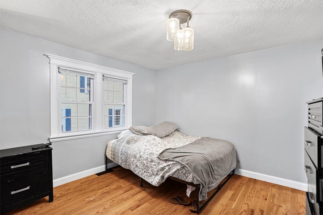 Smithfield, Rhode Island 02917, United States, 3 Bedrooms Bedrooms, ,1 BathroomBathrooms,Residential,Active,232218