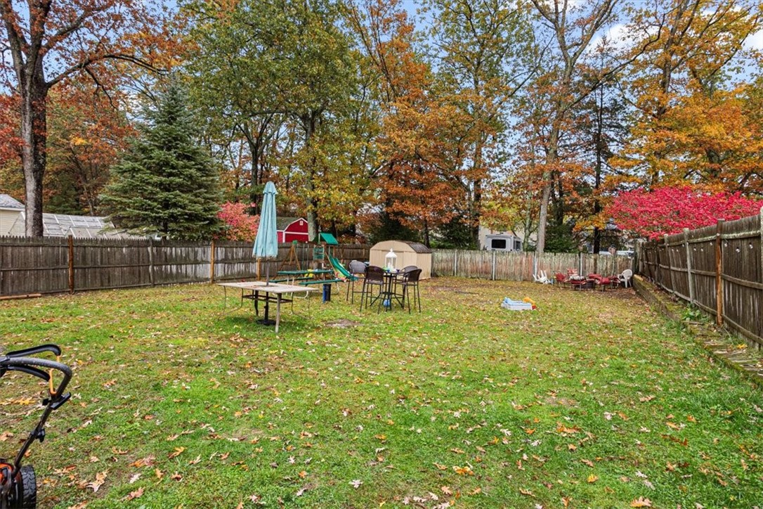 Smithfield, Rhode Island 02917, United States, 3 Bedrooms Bedrooms, ,1 BathroomBathrooms,Residential,Active,232218