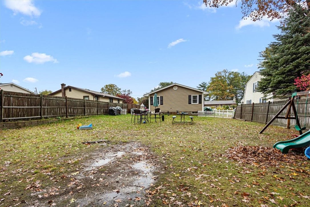 Smithfield, Rhode Island 02917, United States, 3 Bedrooms Bedrooms, ,1 BathroomBathrooms,Residential,Active,232218