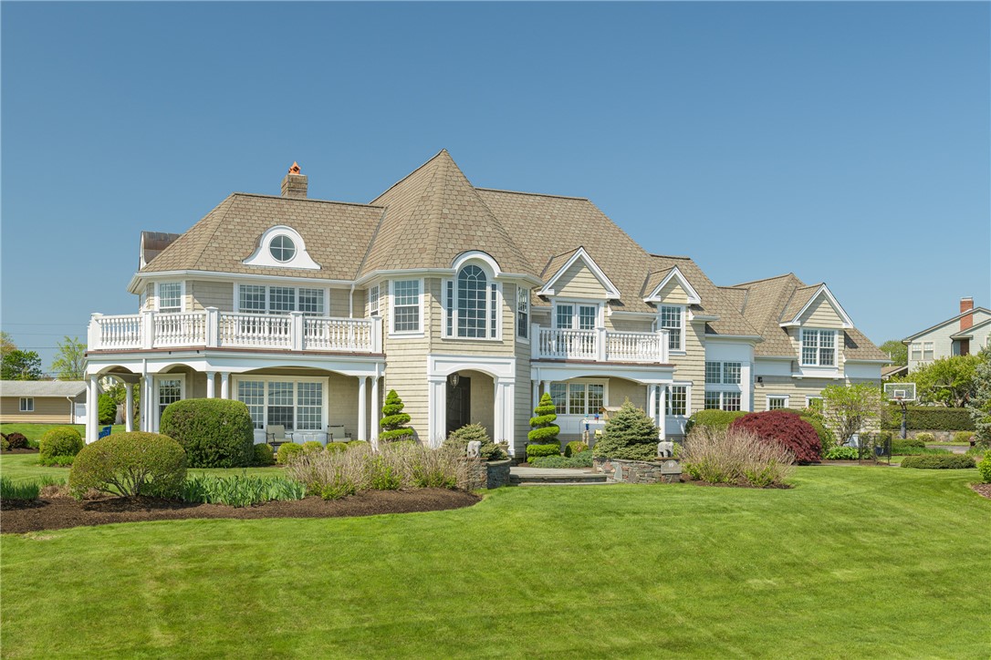 99 North Cliff Drive