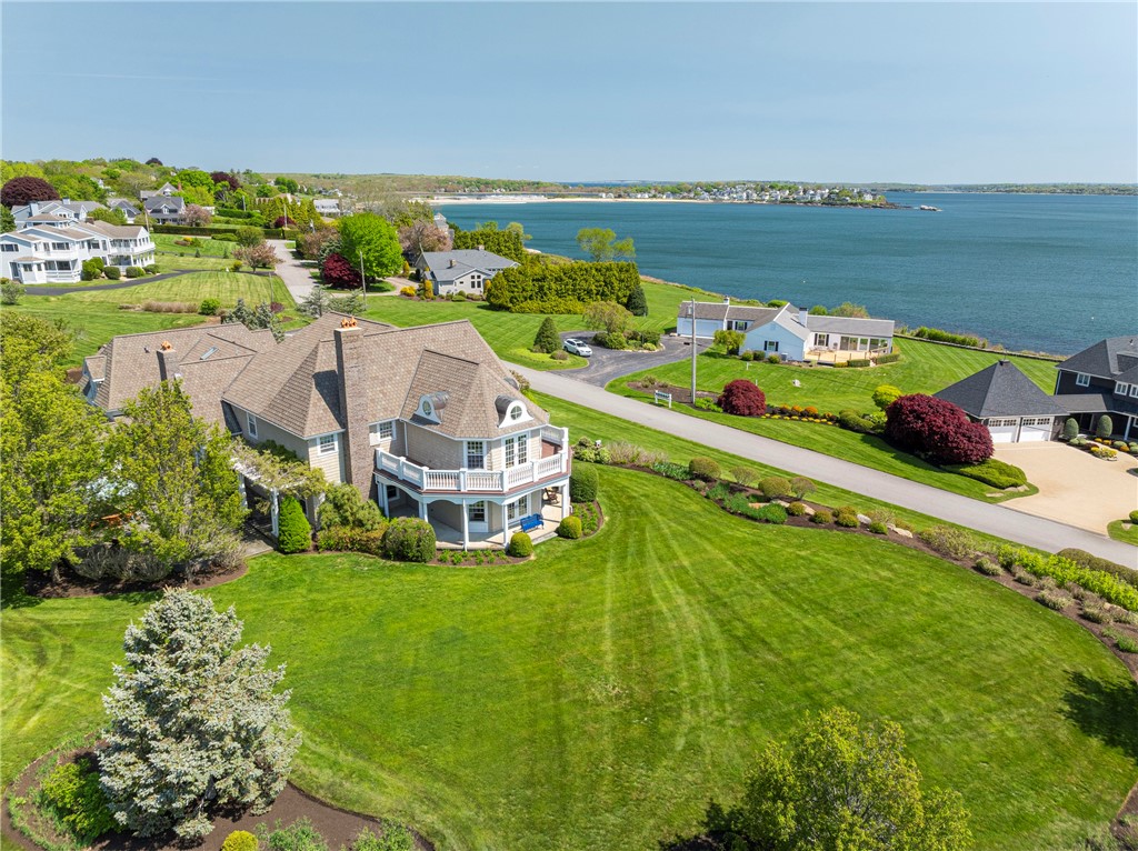 99 North Cliff Drive