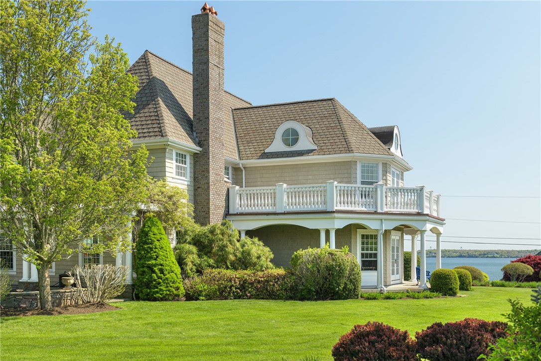 99 North Cliff Drive