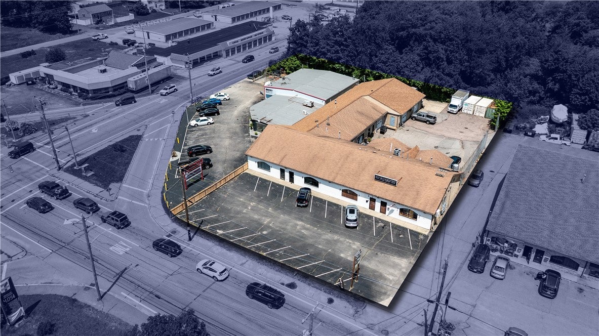 2077 West Shore Road