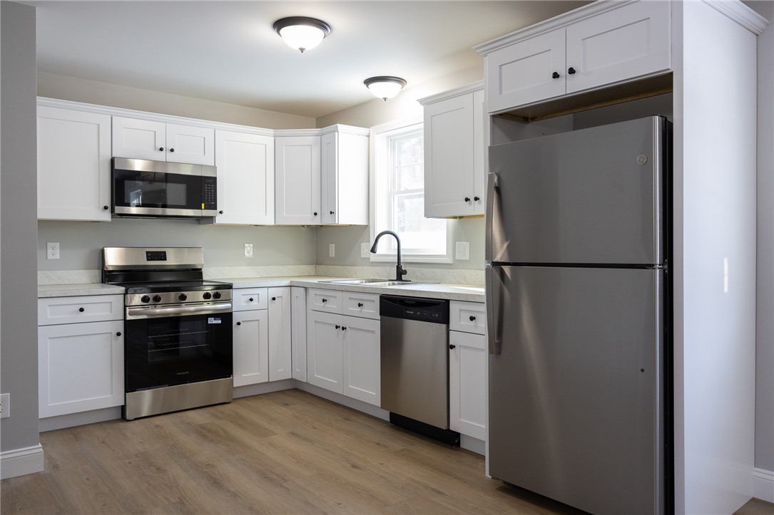 16 Pine Way Boulevard