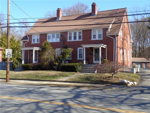 115 Roger Williams Avenue 117 East Providence RI 02916