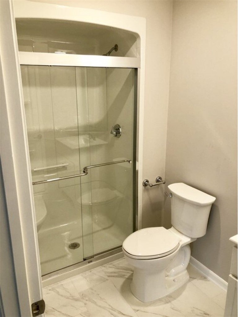 40 Jones Street 203