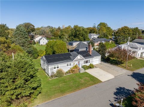 4 James Street Unit 1, Middletown, RI 02842 - #: 1369154
