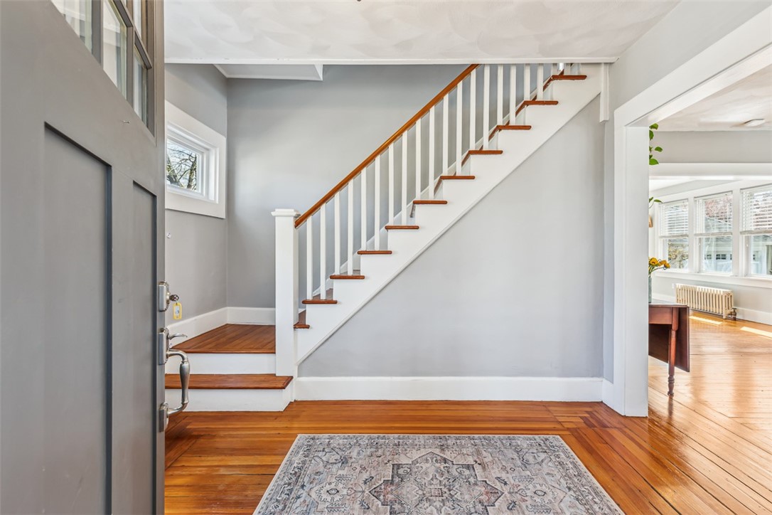 33 Catalpa Avenue