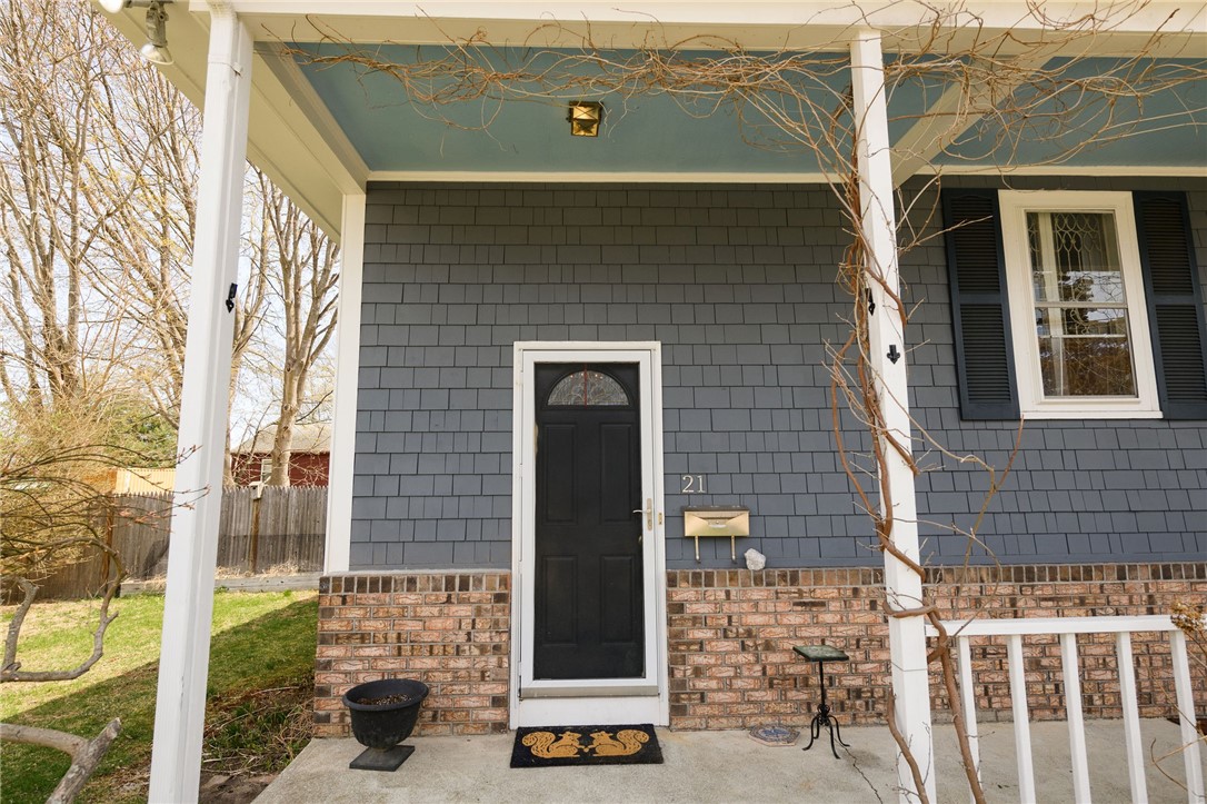 21 Carpenter Avenue