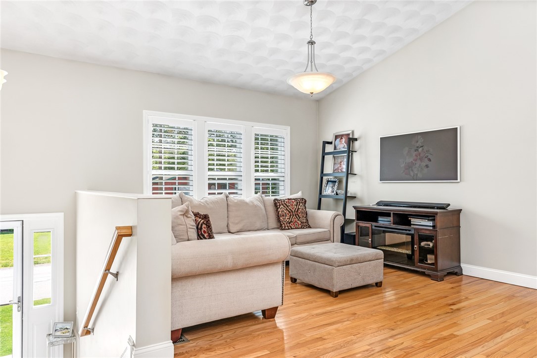 86 Inkberry Trail