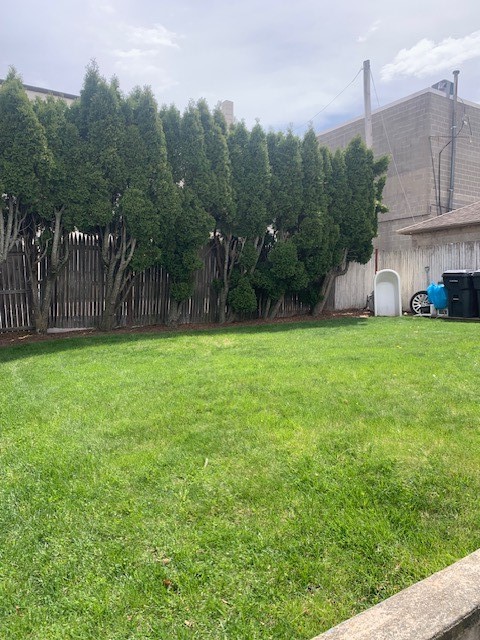 100 S. Blossom Street