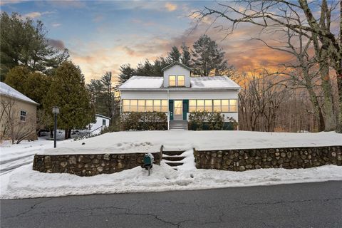 85 Stillwater Road Smithfield RI 02917