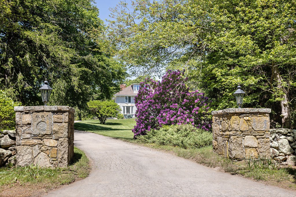 441 Post Road