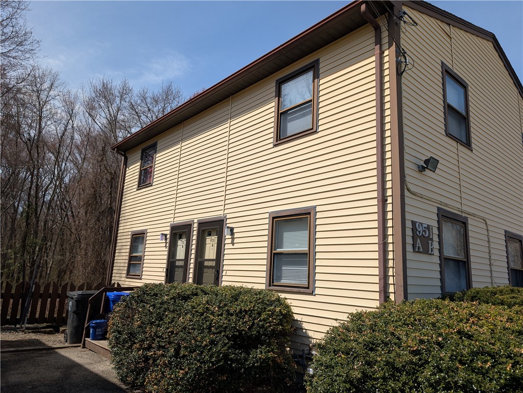 951 Main Street