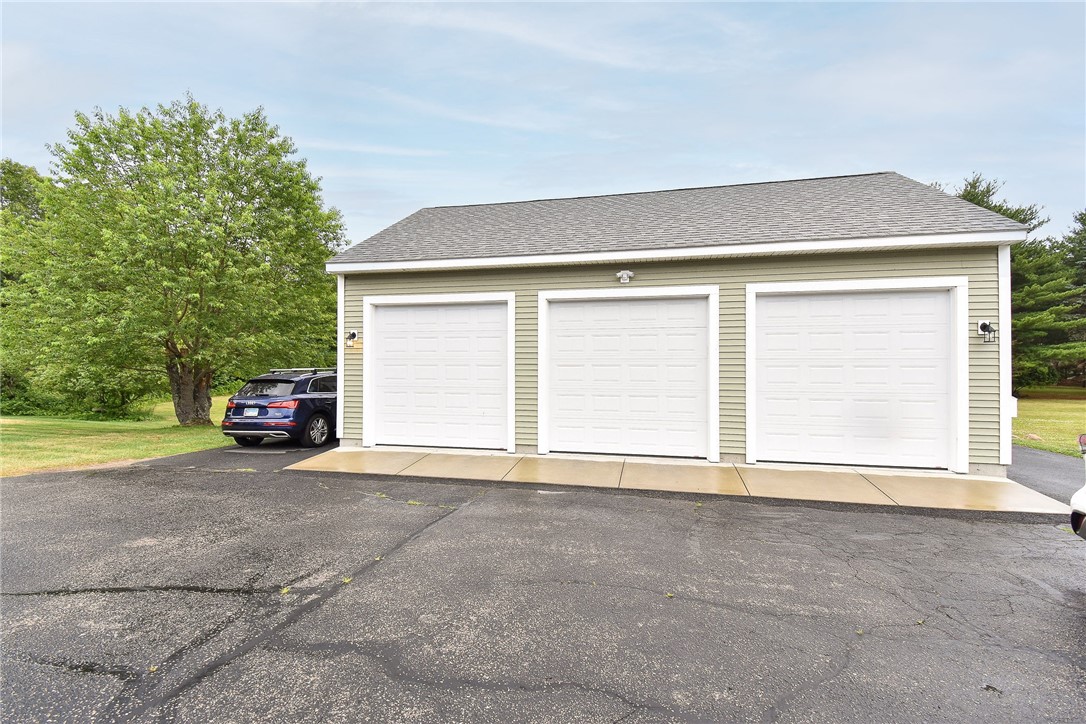 195 Town Farm Road