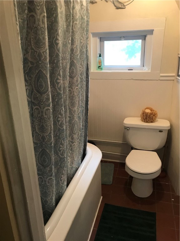 Newport, Rhode Island 02840, United States, 2 Bedrooms Bedrooms, ,2 BathroomsBathrooms,Residential,Active,157213