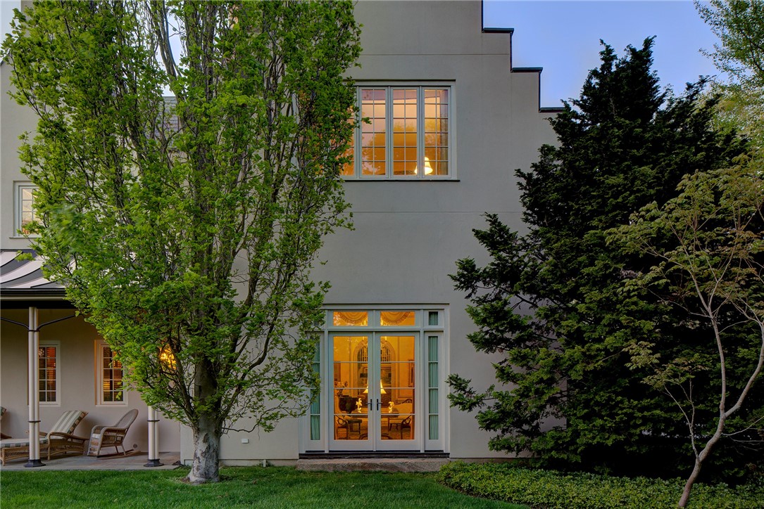 14 Leroy Avenue