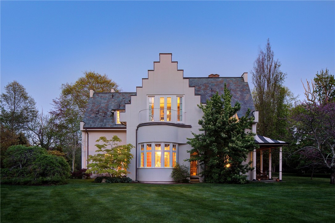 14 Leroy Avenue