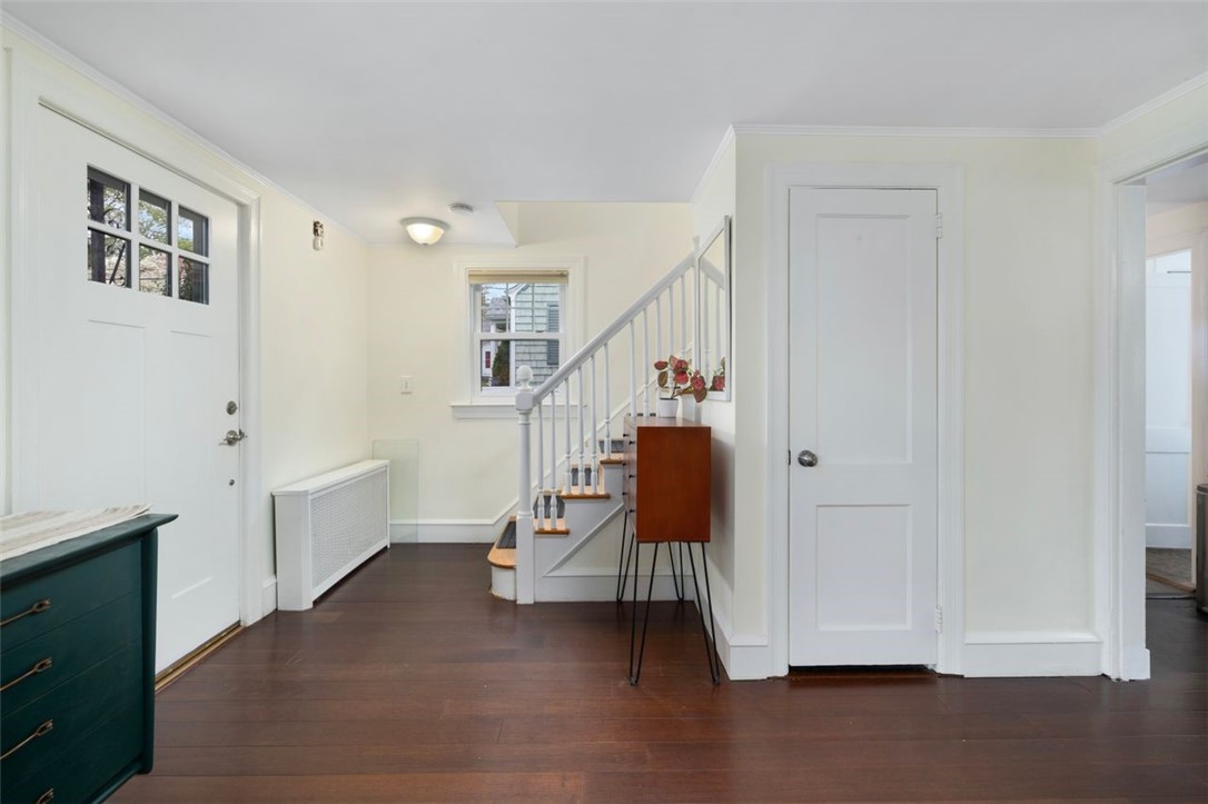 8 Dartmouth Avenue