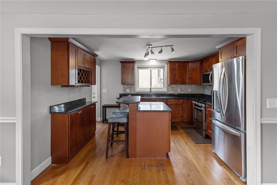 83 Bateman Avenue