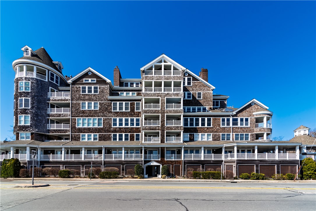 53 Conanicus Avenue 3A