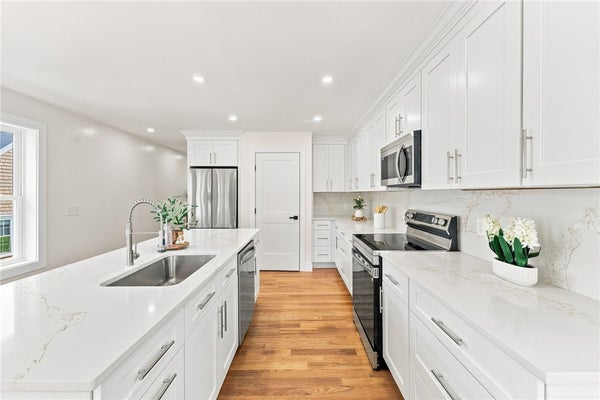 ADDRESS PRIVATE, CHEPACHET, RI  - Image 716d9311dd23d2fa0a45bbe6fafebb67/1885232880
